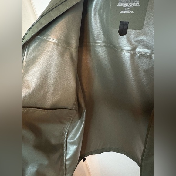 Men’s Swiss Tech Weatherproof Olive Green Hooded Soft Shell Jacket Size Medium - Picture 4 of 6